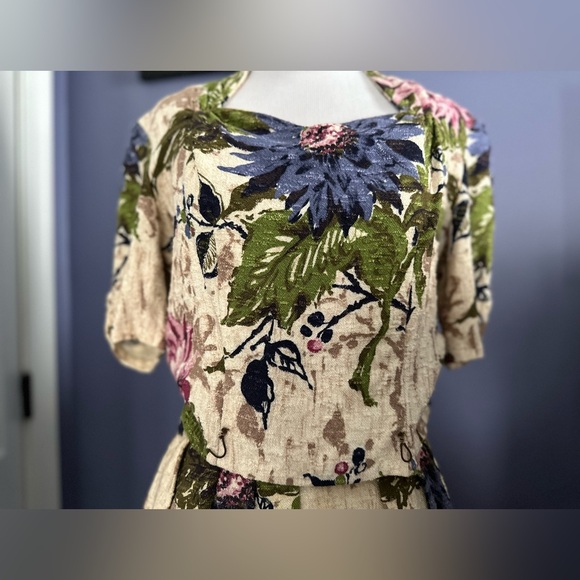 1940s- early 1950s floral peony barkcloth skirt and blouse set - Picture 9 of 15